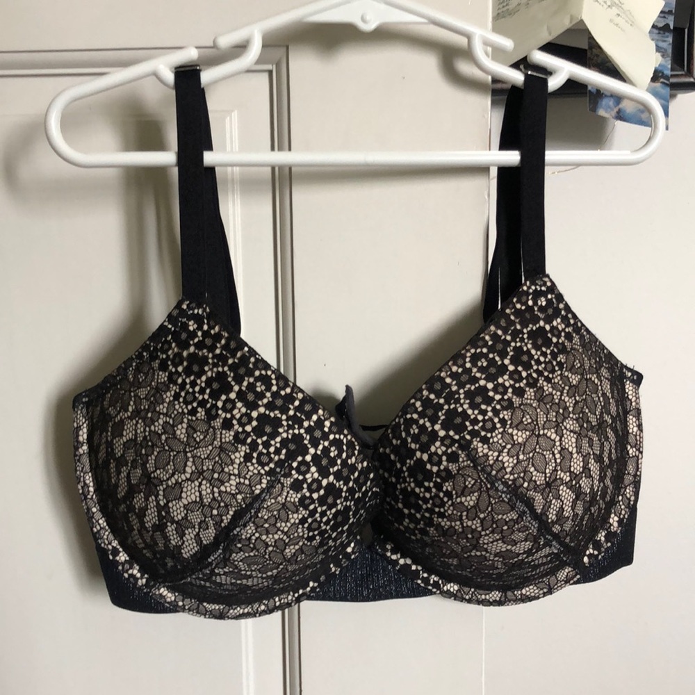Black lace victoria’s secret push up bra